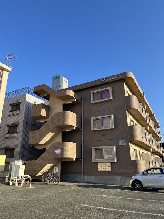 ソリテール菊陽の外観