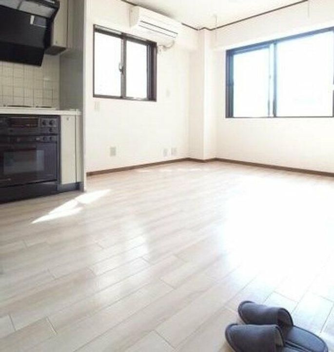 東京都世田谷区南烏山6(マンション)の賃貸物件の居間