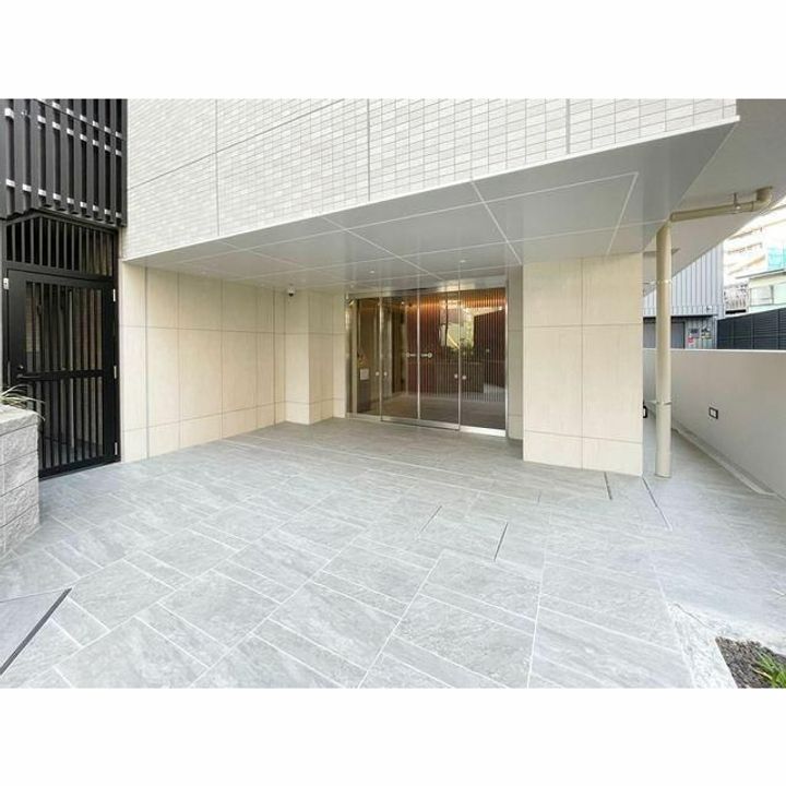 神奈川県横浜市鶴見区鶴見中央5(マンション)の賃貸物件の地図