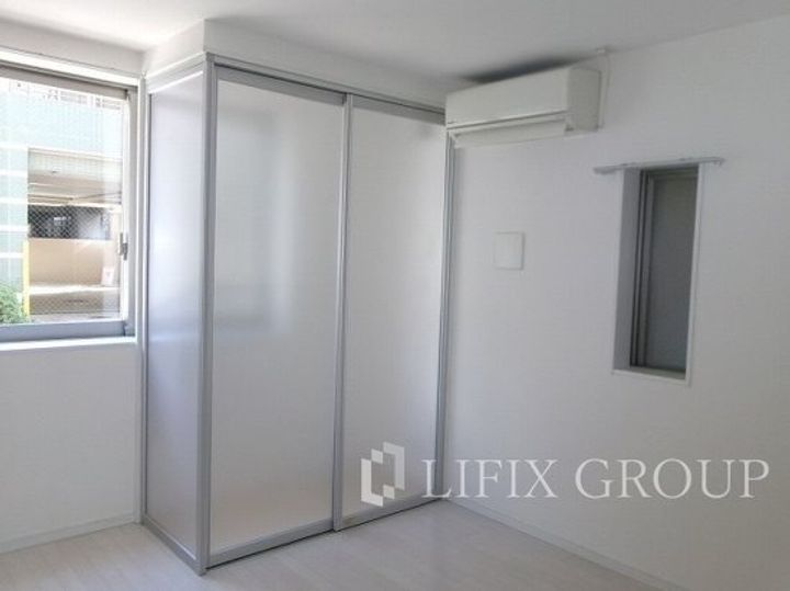 シンビオーシス本所の居間