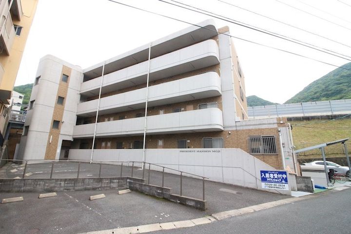 プレジデントの外観