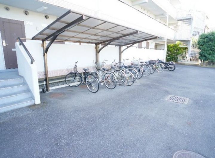 ドミトリーインテリジェンスの地図