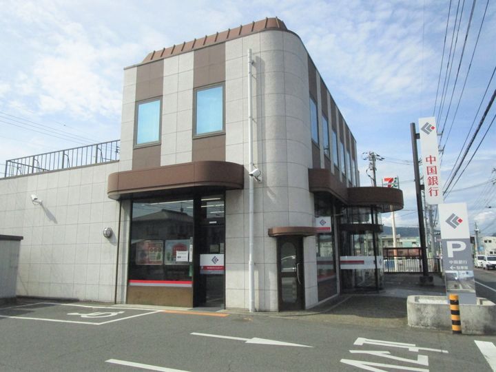 リバーシティ都の周辺