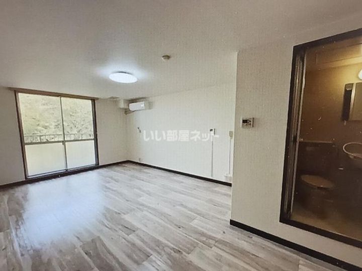 三重県伊賀市四十九町(マンション)の賃貸物件の内装