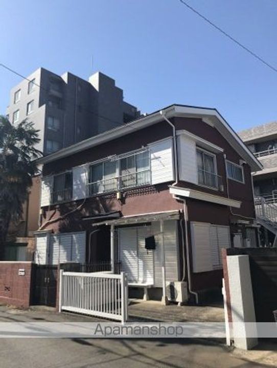 安田ハイツの外観