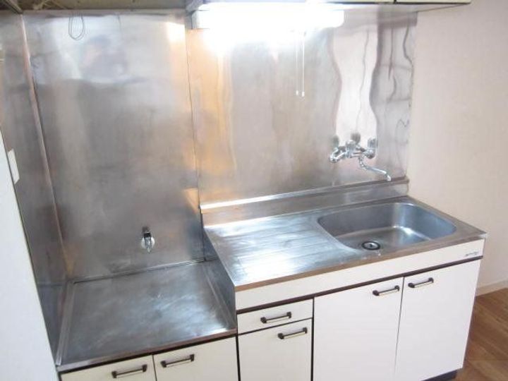 アーバンハイムよし田NO2のキッチン