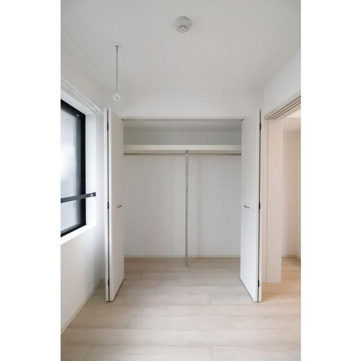 東京都杉並区和泉4(マンション)の賃貸物件の内装