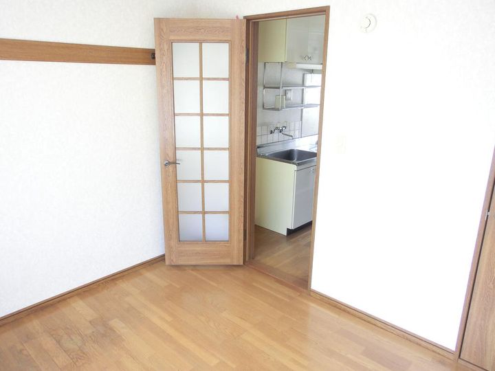 宮城県仙台市太白区長町南4(アパート)の賃貸物件の居間