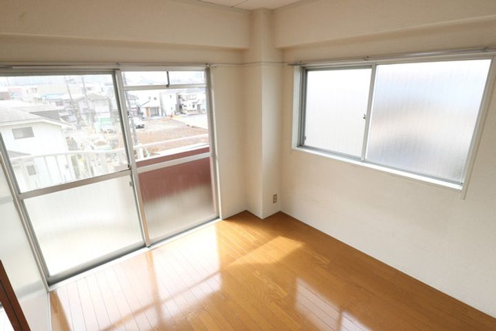 セザール麻美の居間