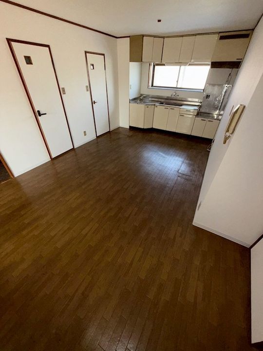 兵庫県明石市大久保町大窪(マンション)の賃貸物件の居間