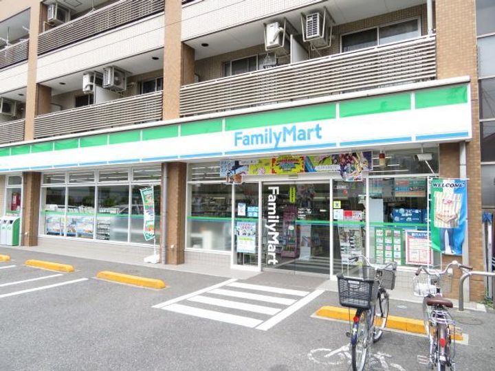 ベルシードα綾瀬の周辺