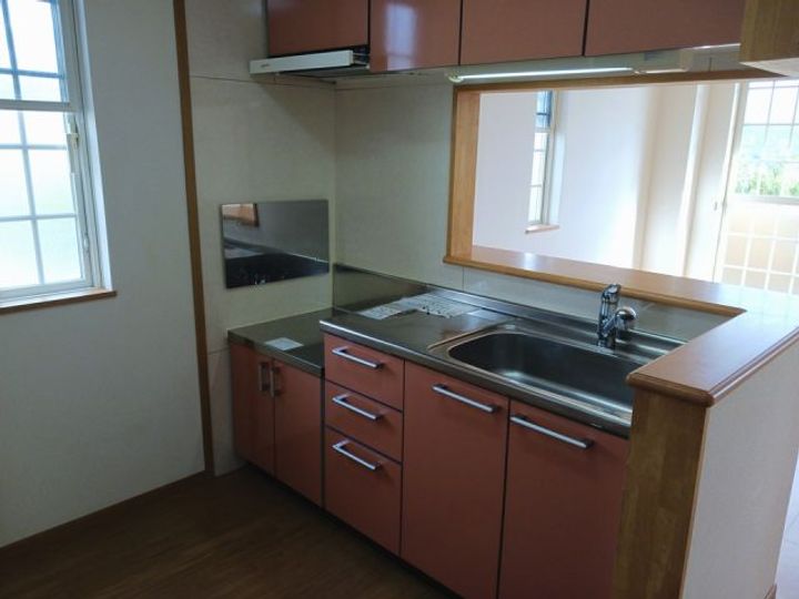 サンリットヒルズ Bのキッチン