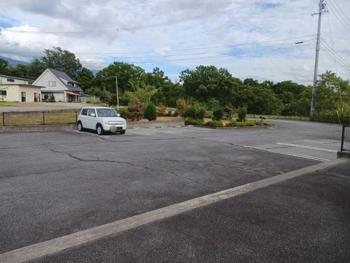 サンリットヒルズ Bの地図