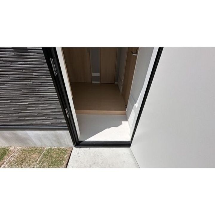 Velo JIYUGAOKA(ヴェロジユウガオカ)の玄関