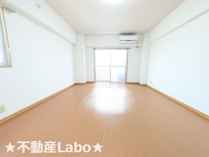 徳島県板野郡松茂町広島字鍬ノ先(マンション)の賃貸物件の居間