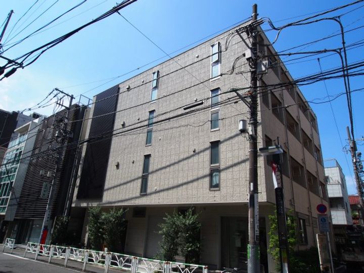 カーサ千駄ヶ谷の外観