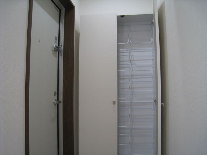 LATEST RESIDENCE3の玄関