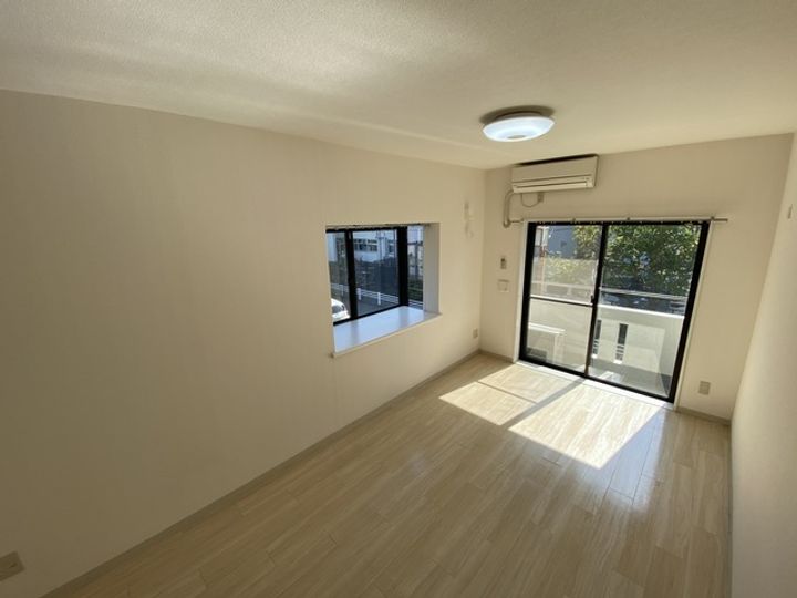 千葉県浦安市堀江5(マンション)の賃貸物件の居間