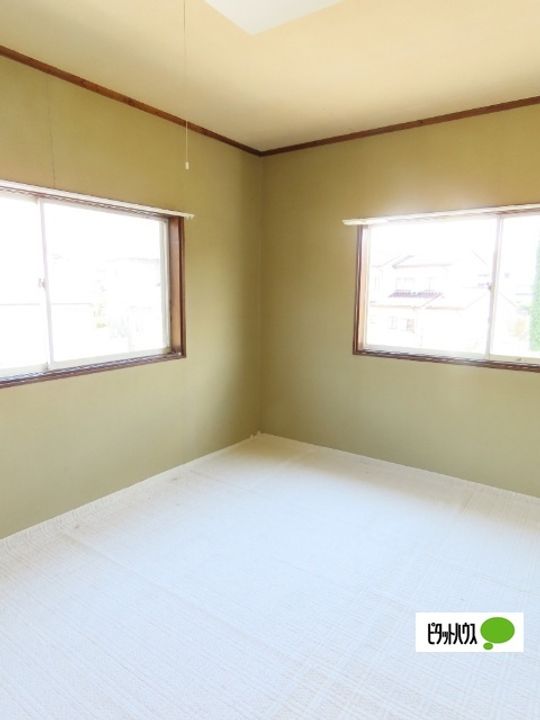 桜区マンションの居間