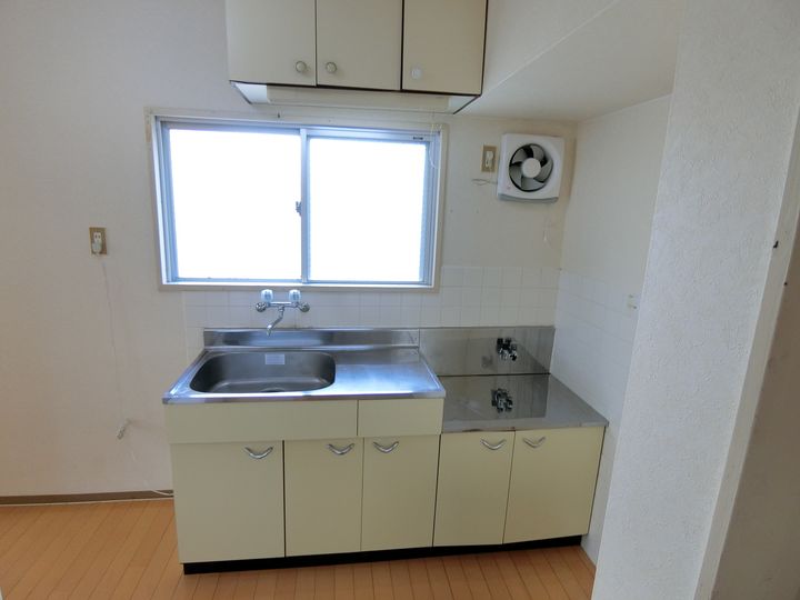 コスタ清武の内装