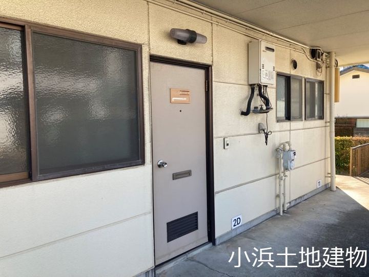 石湘ハイツの玄関