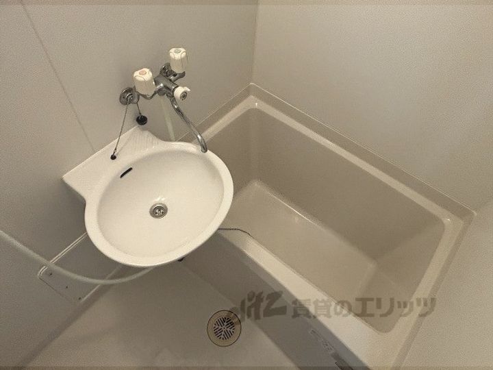 レオパレスolive2の風呂