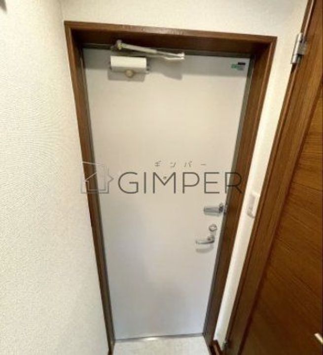 アーバンプレイス高田馬場IVの玄関