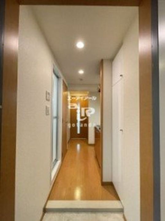 東京都大田区大森中3(マンション)の賃貸物件の玄関