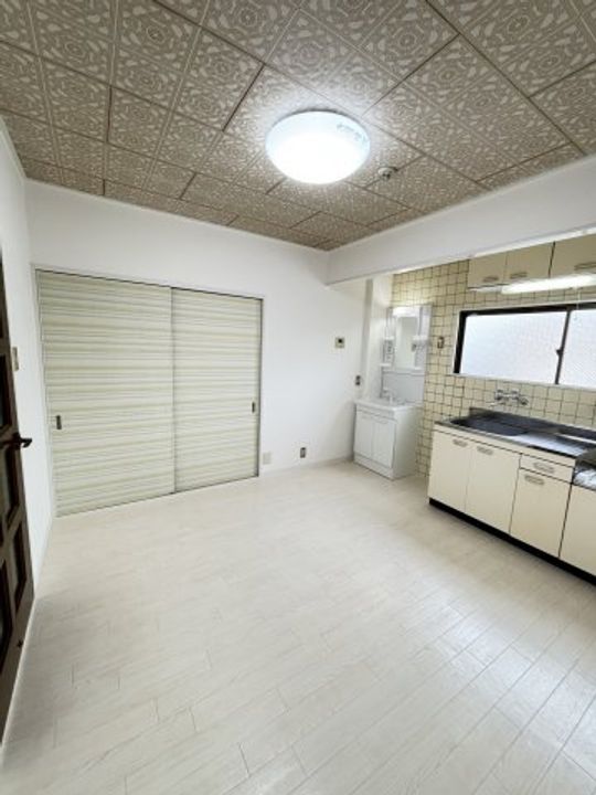 大阪府大阪市東淀川区菅原4(マンション)の賃貸物件の居間