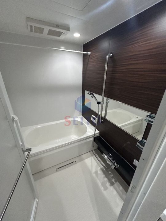 イーイーベース07の風呂