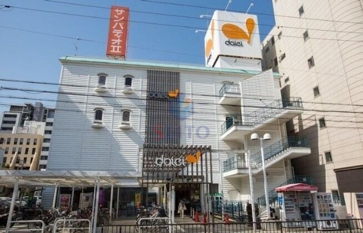 イーイーベース07の周辺