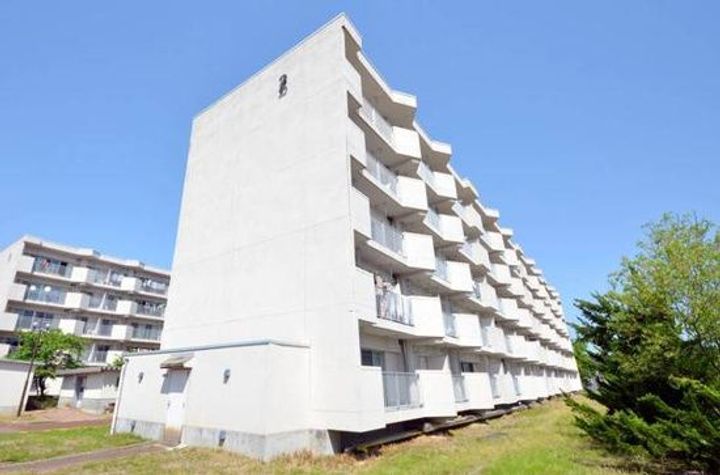 ビレッジハウス若葉2号棟の外観