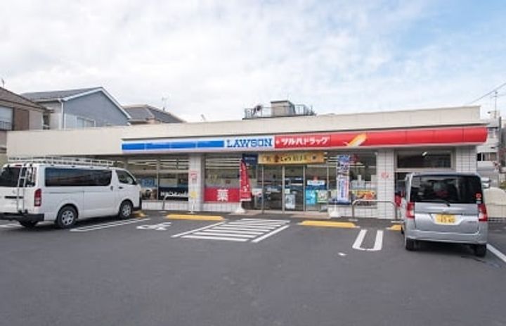 クオーレの周辺
