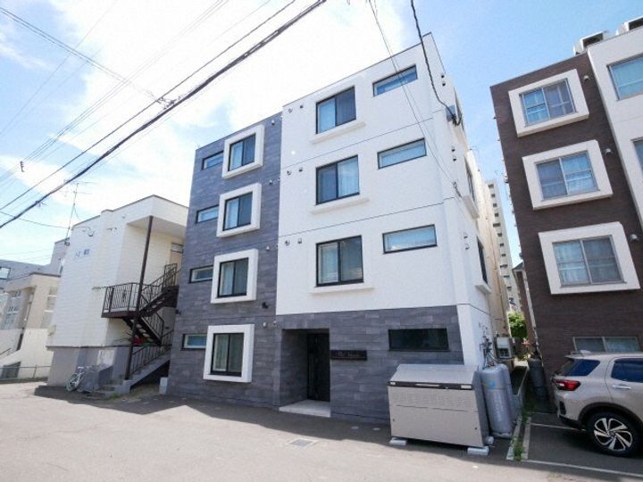 Mteel西麻生の外観