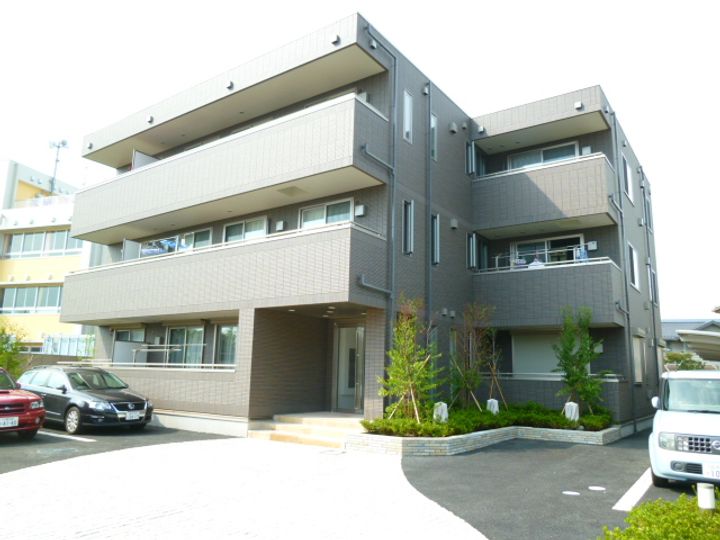 エバーグリーンIIIの外観