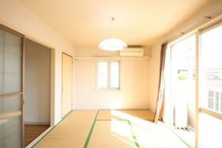 フレグランス川島A棟の内装