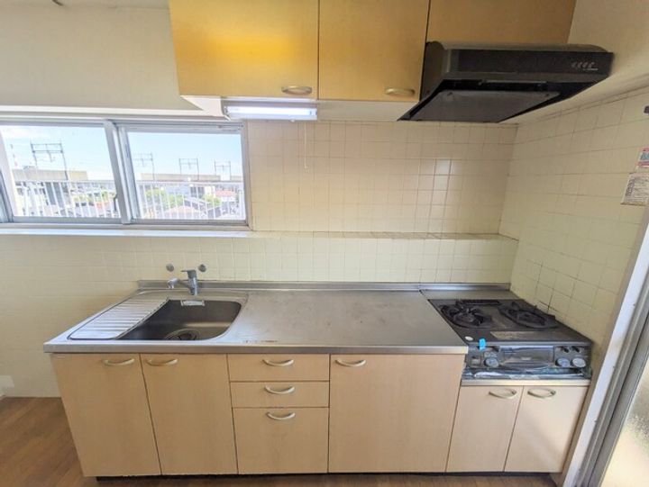 新潟県新潟市中央区西馬越(マンション)の賃貸物件のキッチン