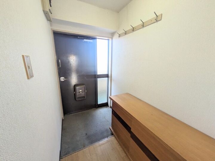 新潟県新潟市中央区西馬越(マンション)の賃貸物件の玄関