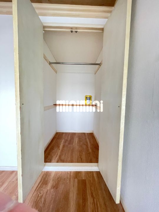 サトリオ草薙の内装