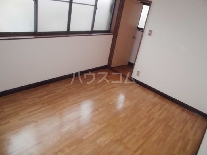神奈川県小田原市田島(一戸建)の賃貸物件の居間