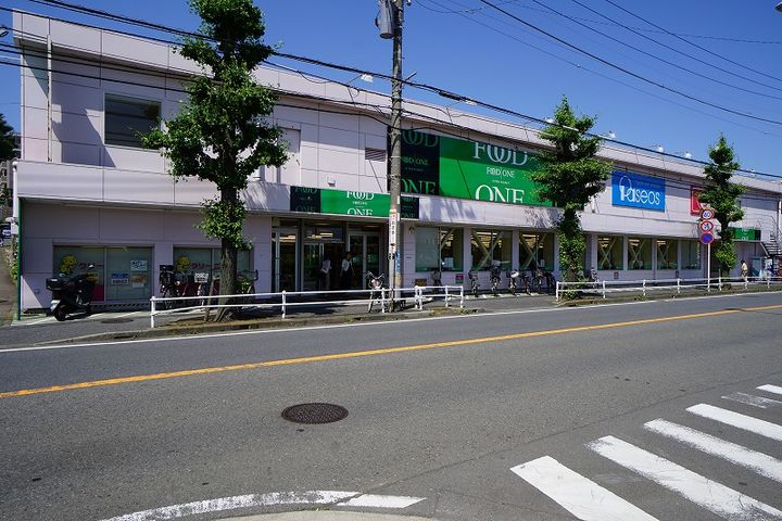フェリーチェガーデンBの周辺