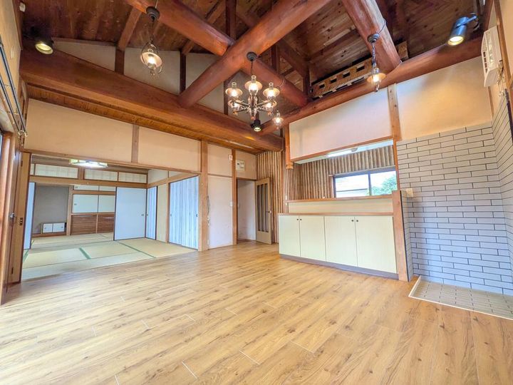 愛媛県西条市氷見丙(一戸建)の賃貸物件の居間
