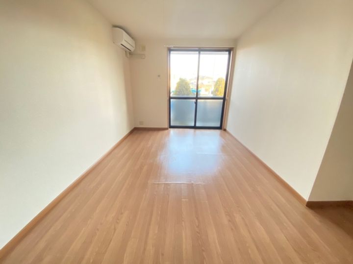 シルクホースの居間