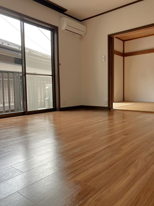 神奈川県横浜市戸塚区戸塚町(一戸建)の賃貸物件の居間