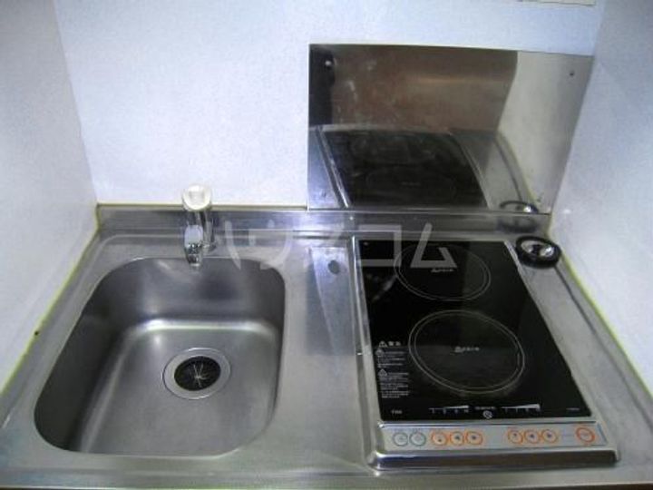 レオパレスリブラのキッチン