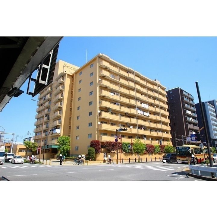 ライオンズマンション厚木の外観