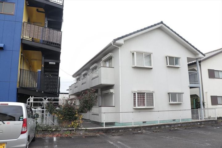 コーポもろやまの外観