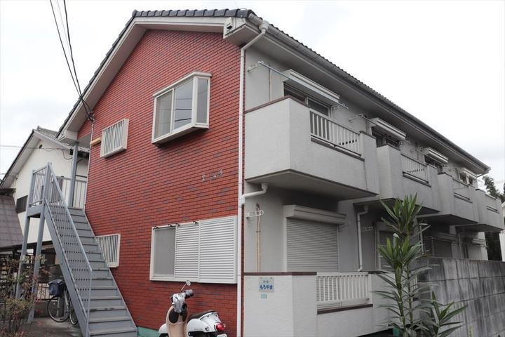 コーポもろやまの外観