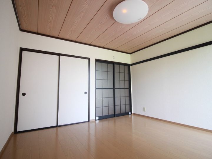 メゾンアルファBの内装