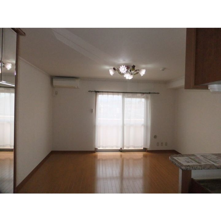 グランエスポワルの内装